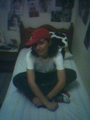 LA C NoUrA Un� Ami� StYl� Ok LaChEz Vs CoM'S �t  A+